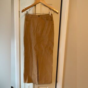 Elegant Tan Pencil Skirt